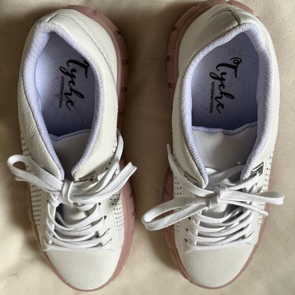 As-new Condition White with Pink Soles Tyche Sneakers Size 8 - Picture 1 of 4